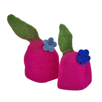 Filzeierwärmer pink mit blauer Blume und Blatt