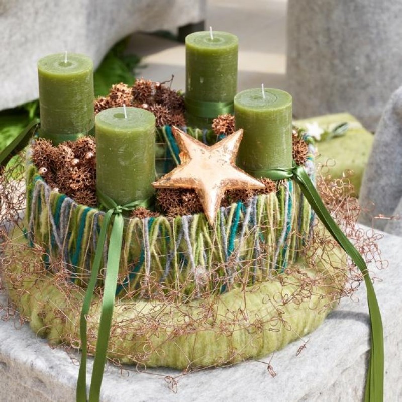 Adventskranz umwickelt mit Lunte